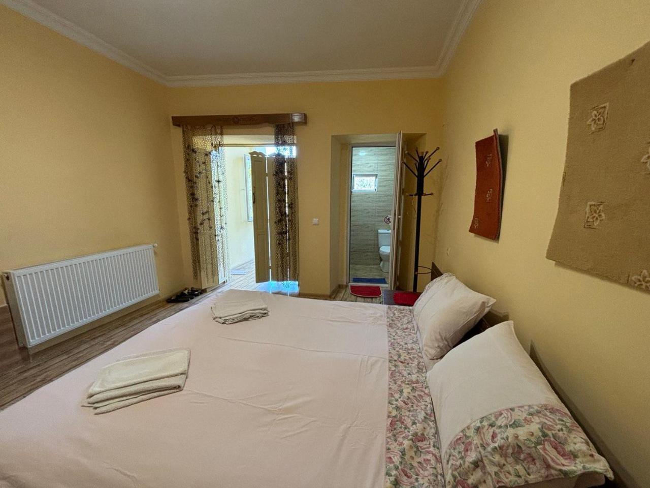 Elizabeth'S Rooms Kutaisi Eksteriør bilde